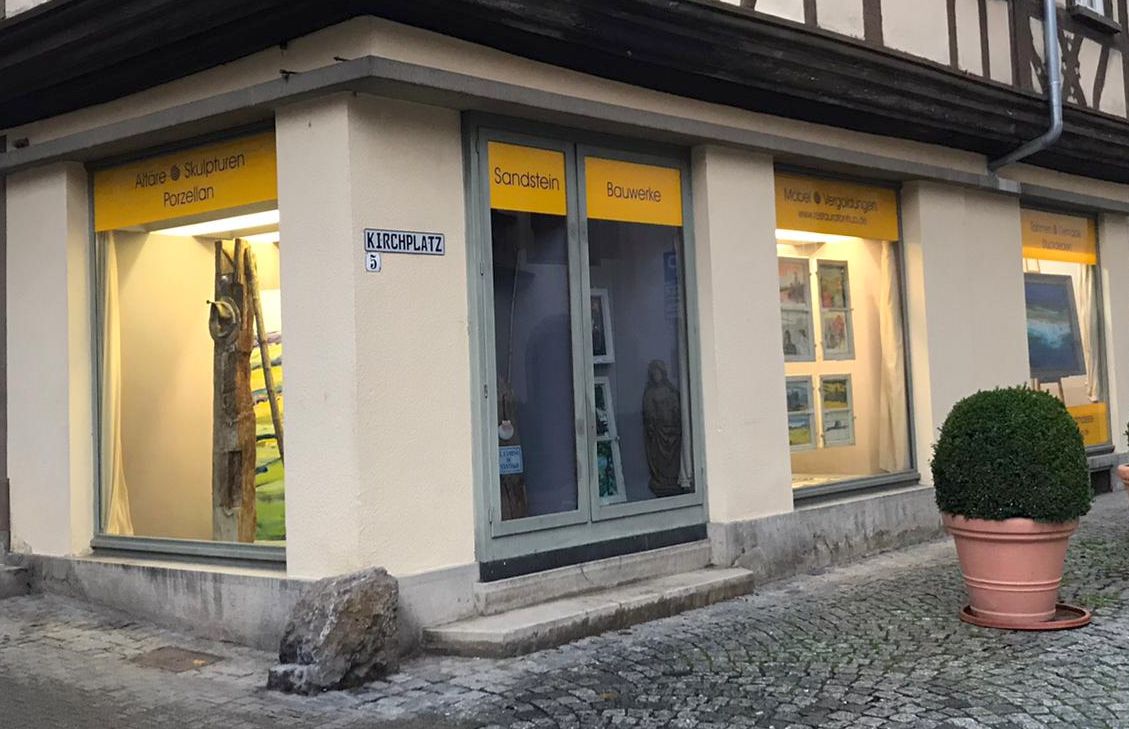 Schaufenster-Ausstellung Camino del arte Restaurator Hub